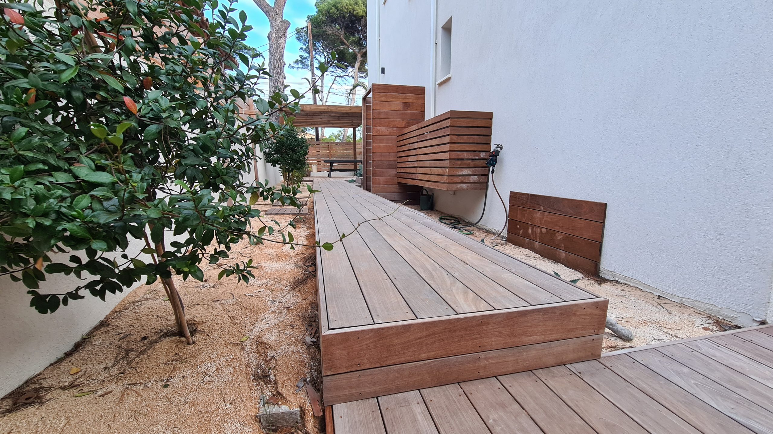 Terrasse en bois et revêtements en bois