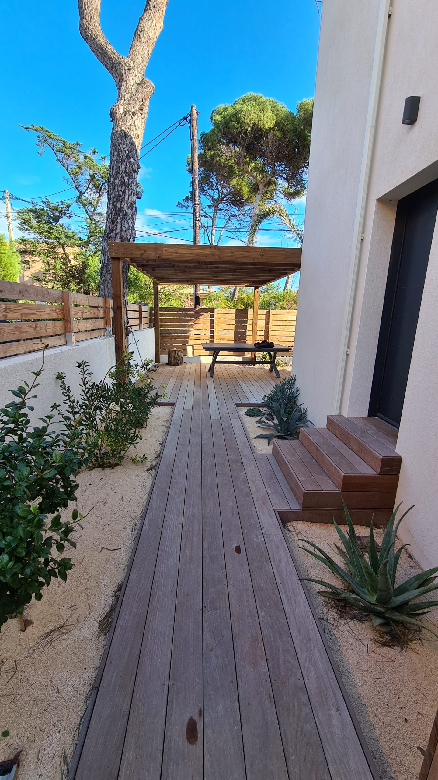 Escalier, terrasse et pergolas en bois