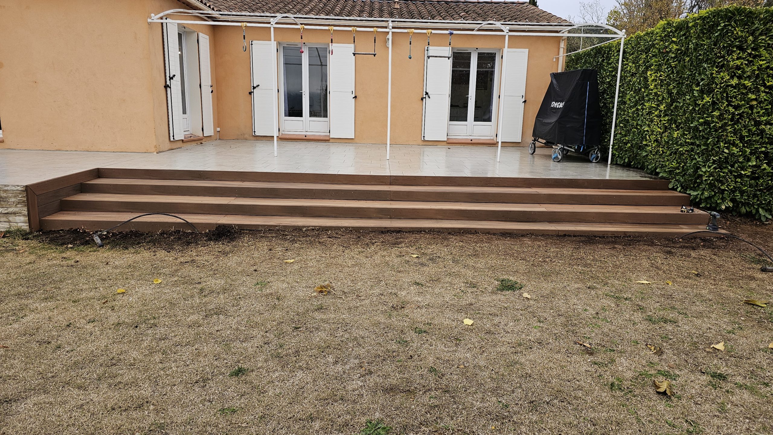 Terasse et marches en bois